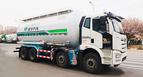 凌宇干混砂漿車的特點都有什么？
